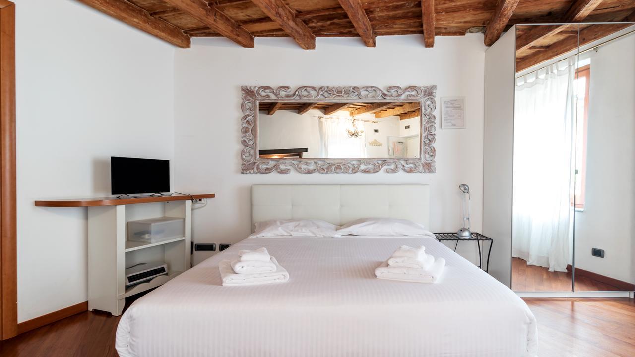 Ferienwohnung Italianway-Ponte Vetero Mailand Exterior foto